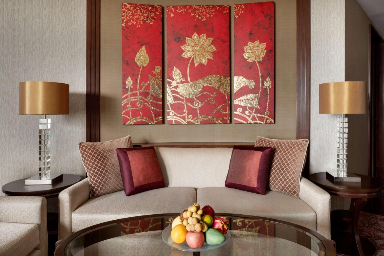 Horizon Executive River View Suite