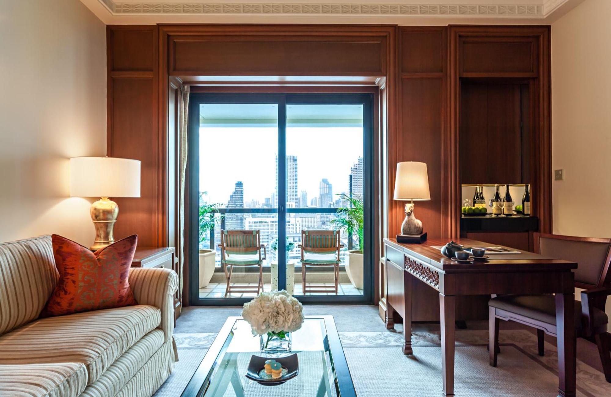 Grand Deluxe King Room with Balcony