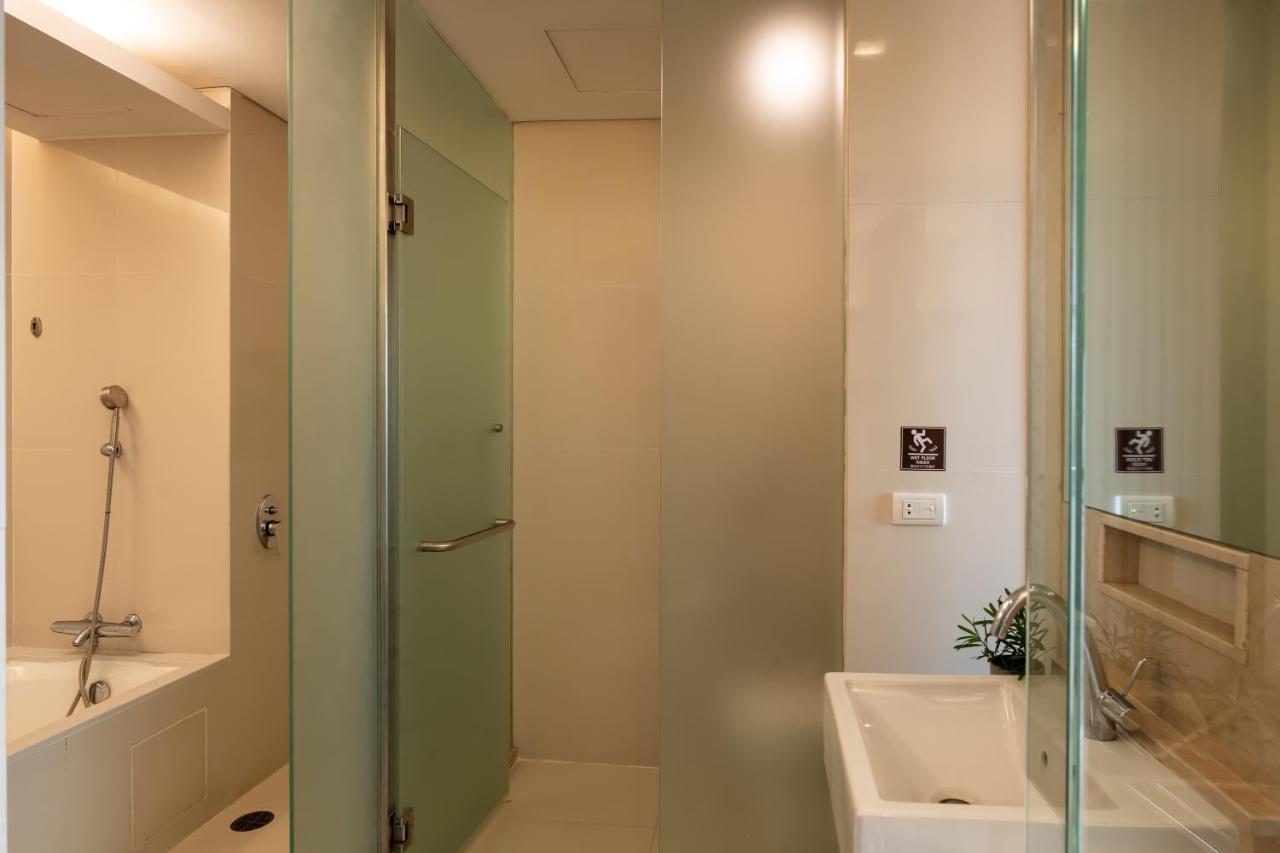 Triple Room,1319528707:JPEG