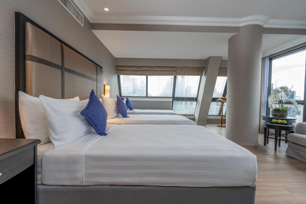 Corner Triple Room