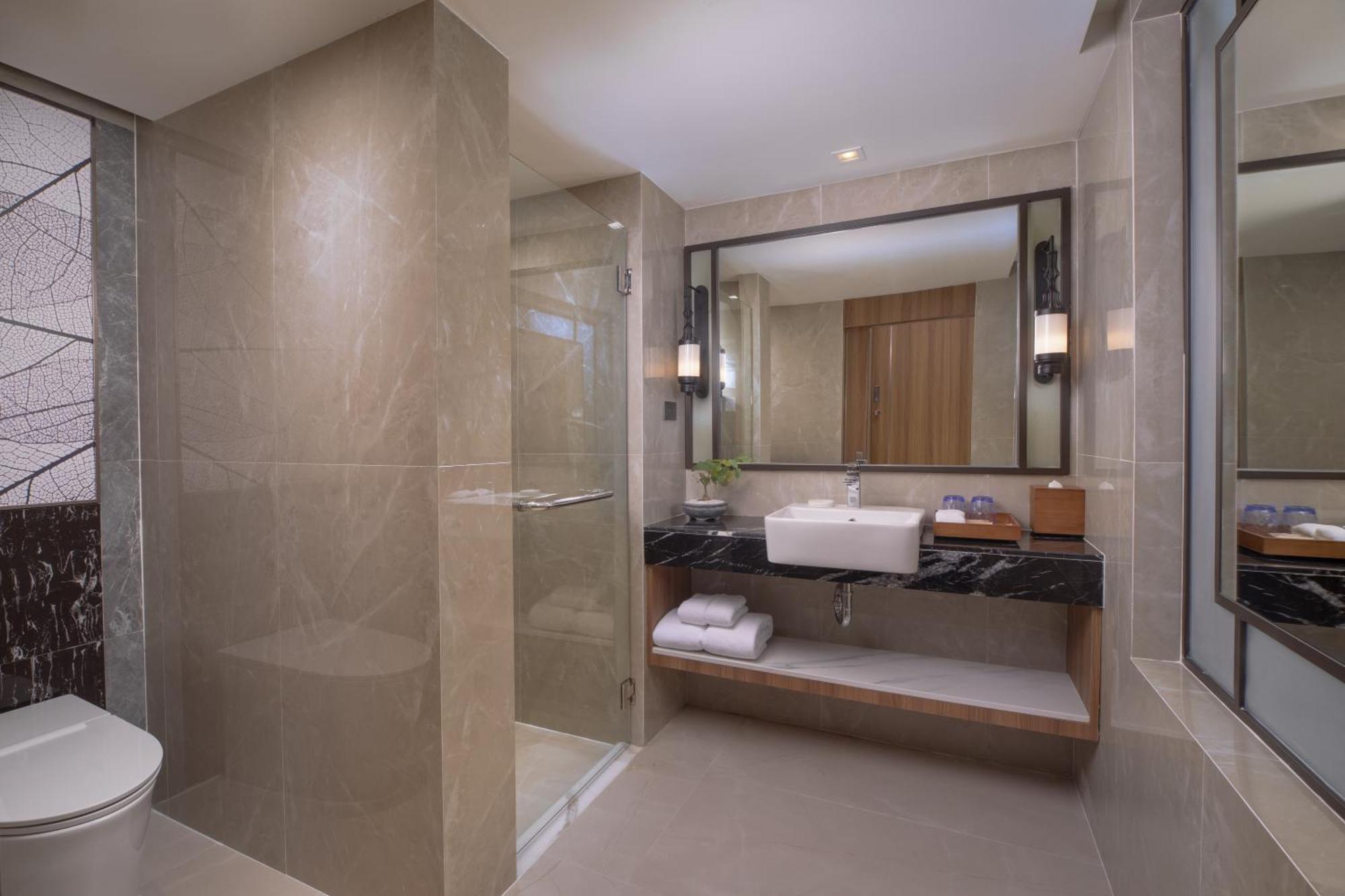 Executive Connecting Room