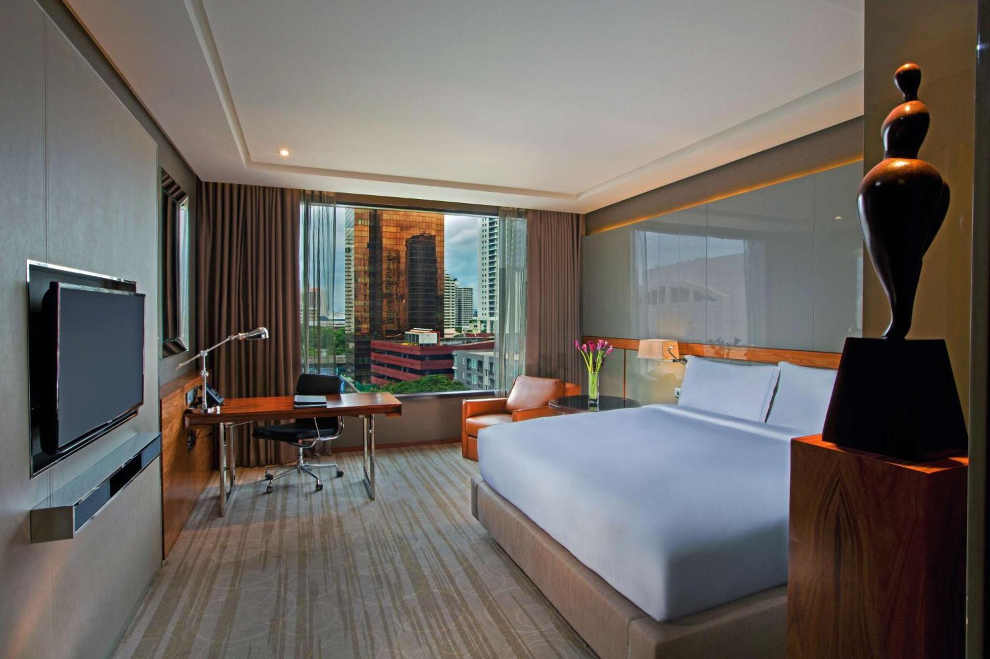 Deluxe King Room - Mobility Accessible