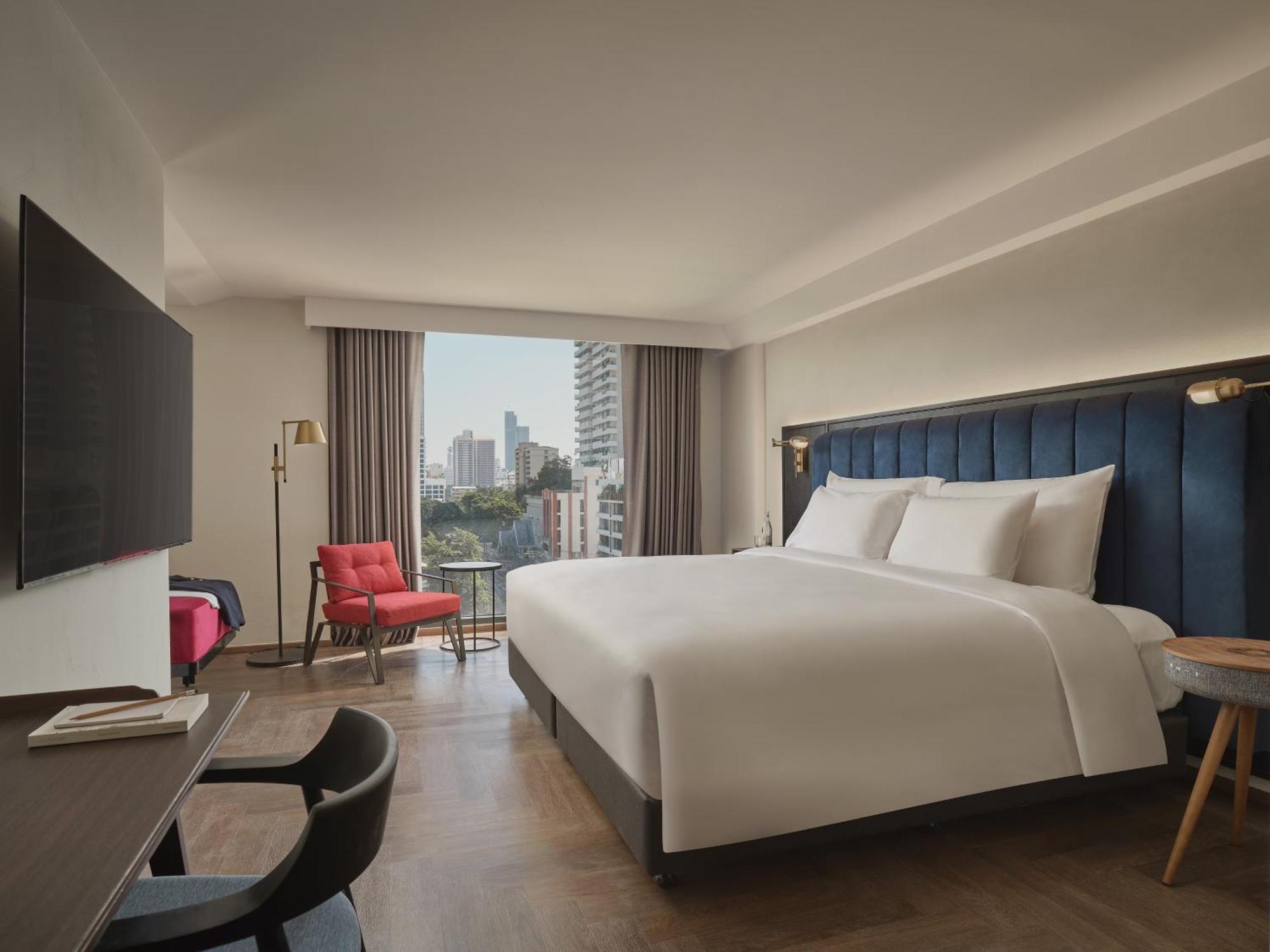 Day Dreamer King Room