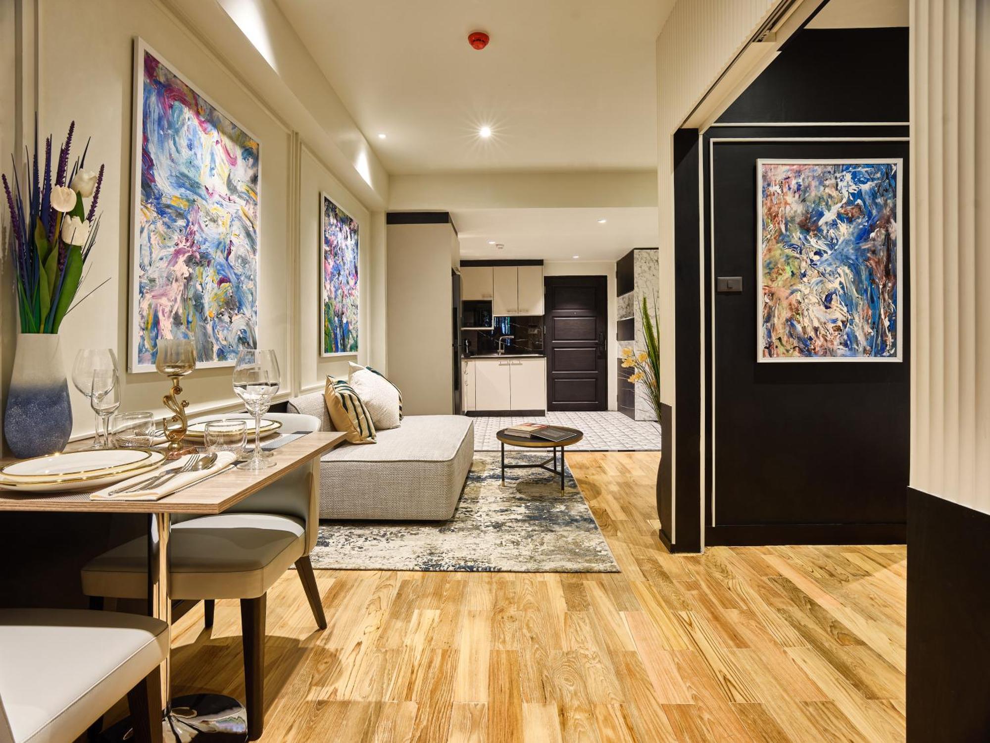 One-Bedroom Suite
