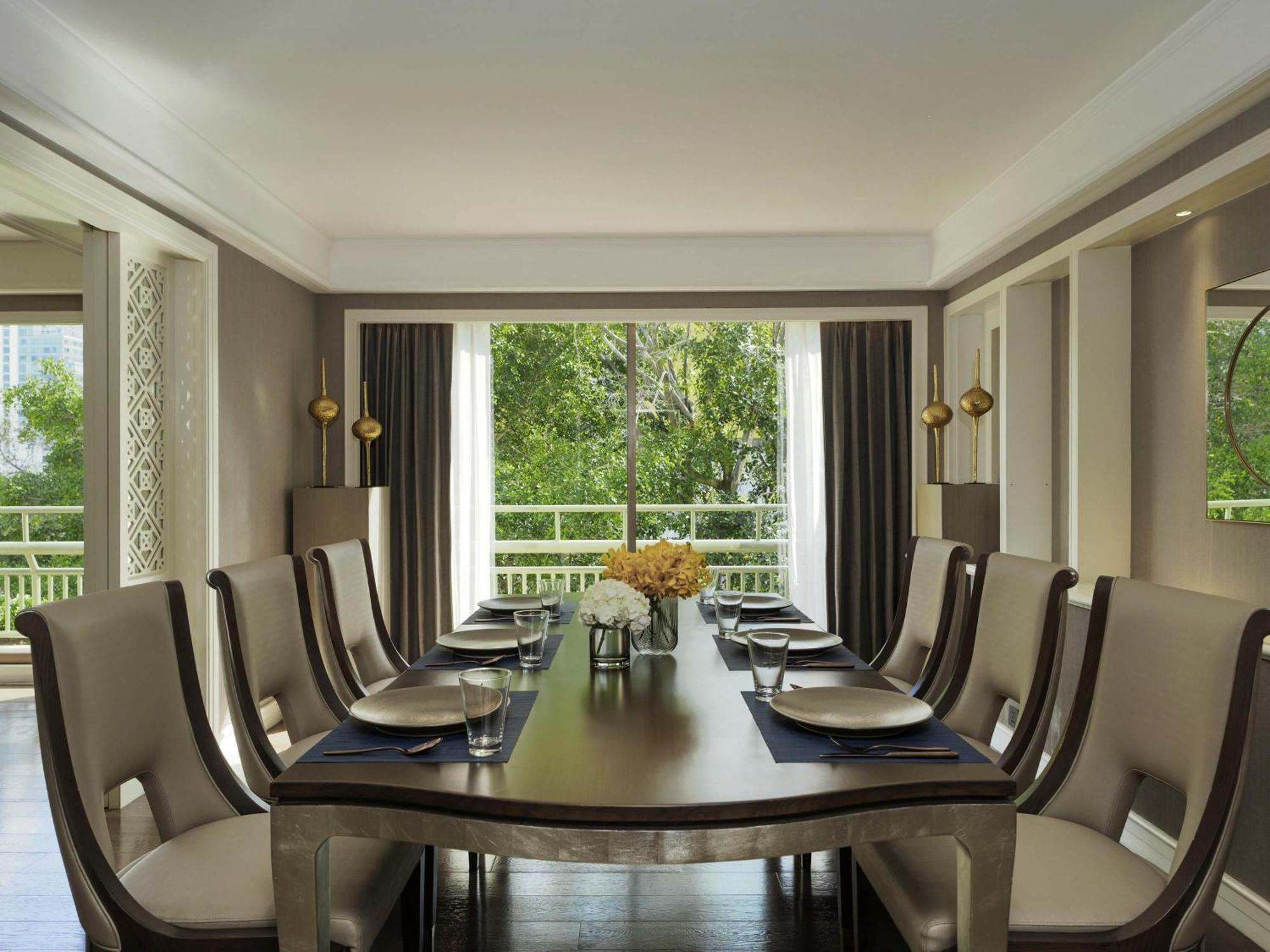 Presidential Suite - Club Access