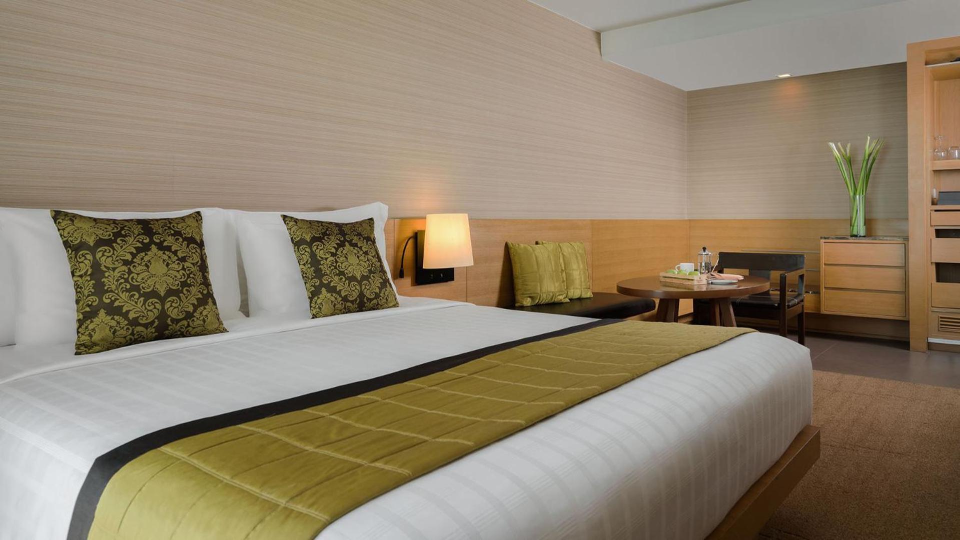 Skyline Premier Room With King Bed