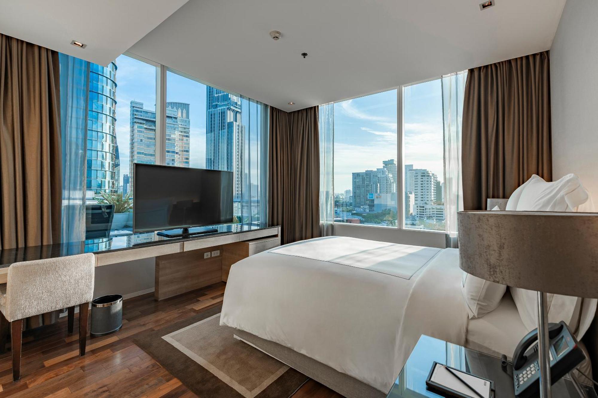 Three-Bedroom Suite with Terrace