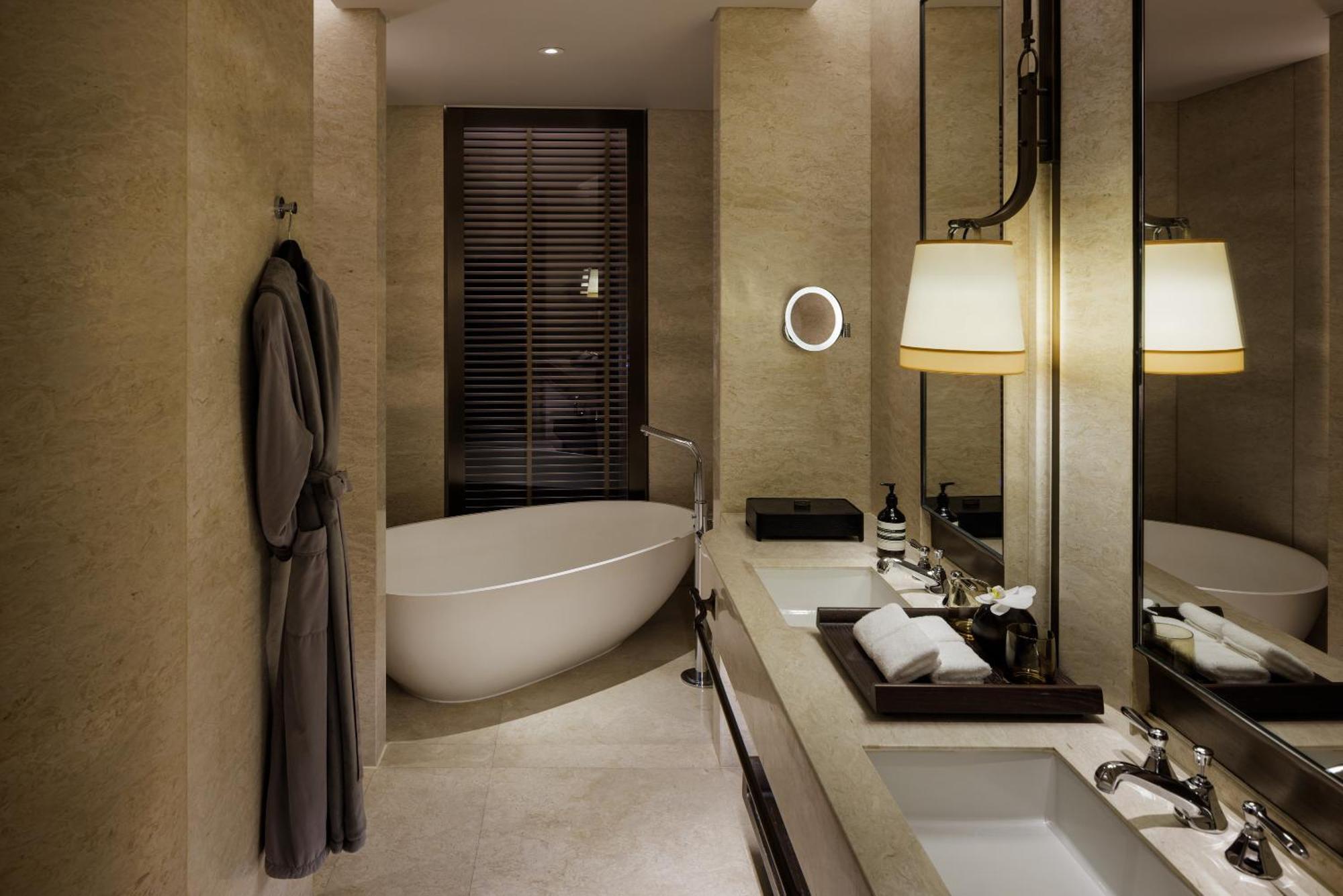 Two-Bedroom King Suite