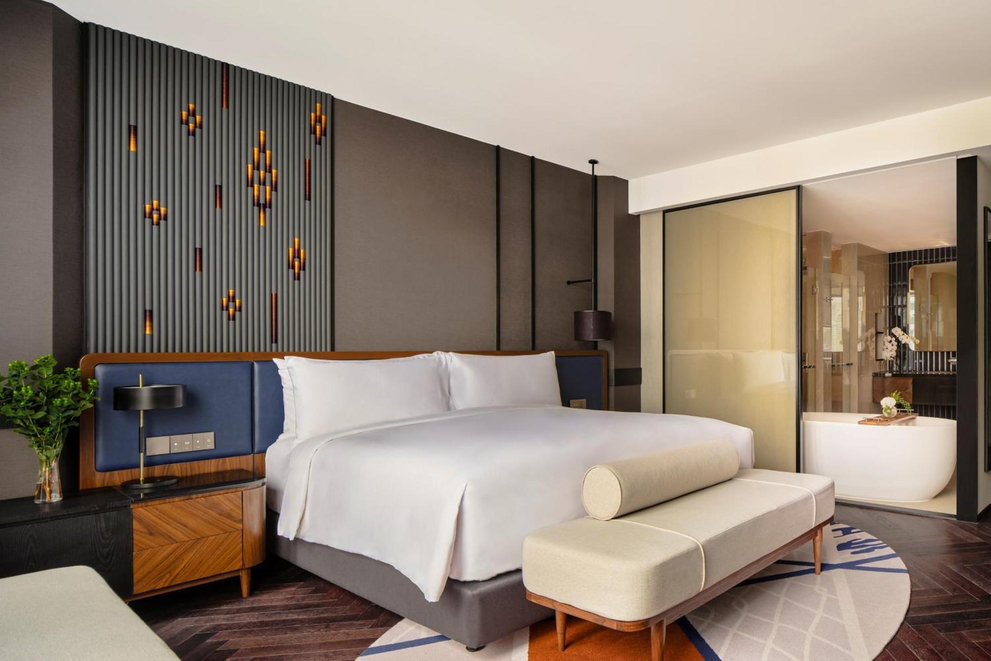 Premium King Room Lounge Access or High Floor