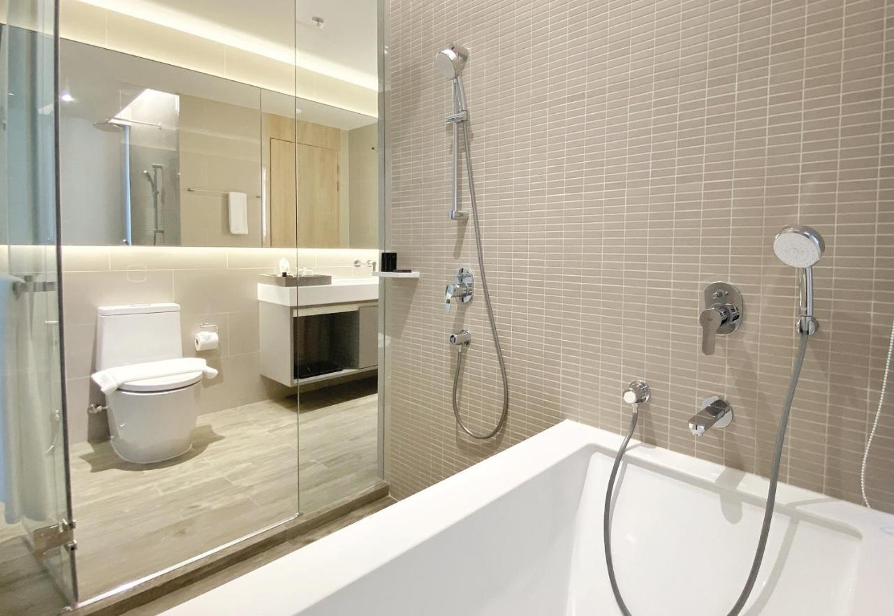 Deluxe One-Bedroom Apartment,964378855:JPEG