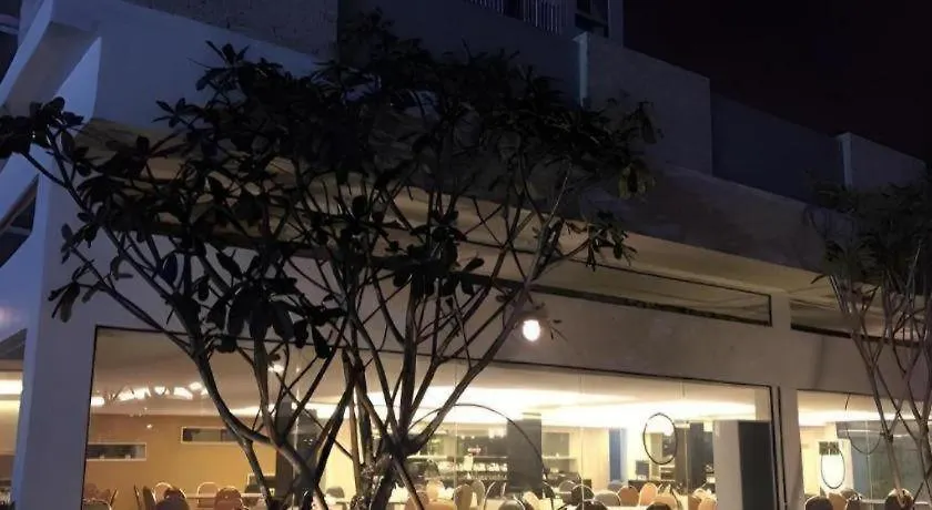 Lee Nova Hotel-1