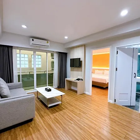 Miloft Sathorn Hotel-3