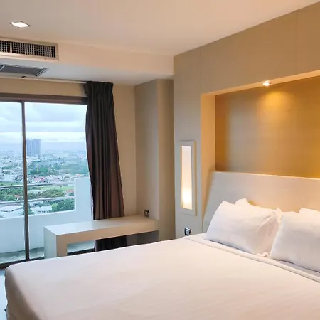Avana Bangkok Hotel & Convention Centre-3