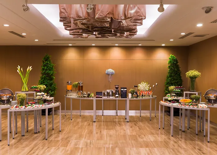 Avani Ratchada Bangkok Hotel