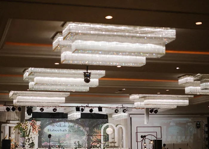 Avana Bangkok Hotel & Convention Centre