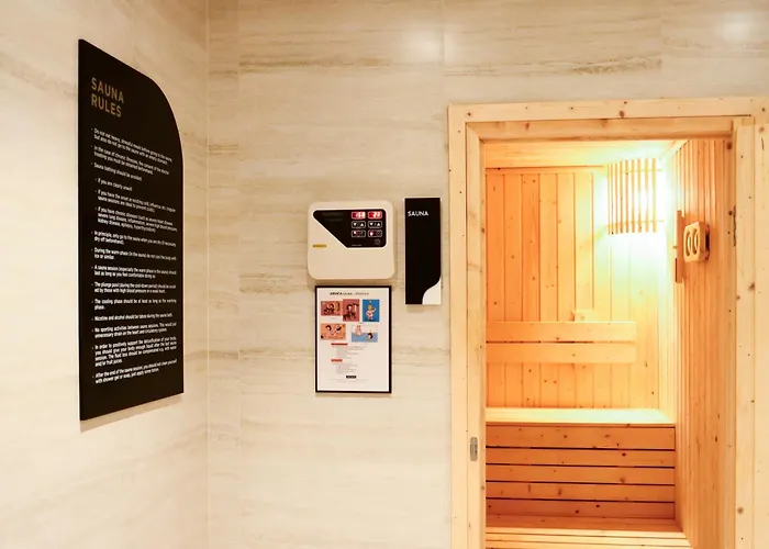 Floral Court Hotel & Residence Sukhumvit 13 Bangkok